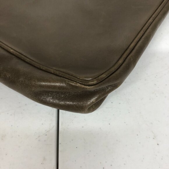 Salvatore Ferragamo Taupe Crossbody O 21 9570 - Picture 4 of 8